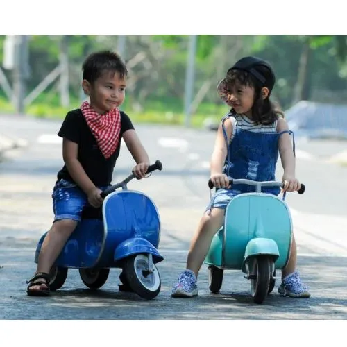 Ambosstoys Primo ride-on Scooter Blue
