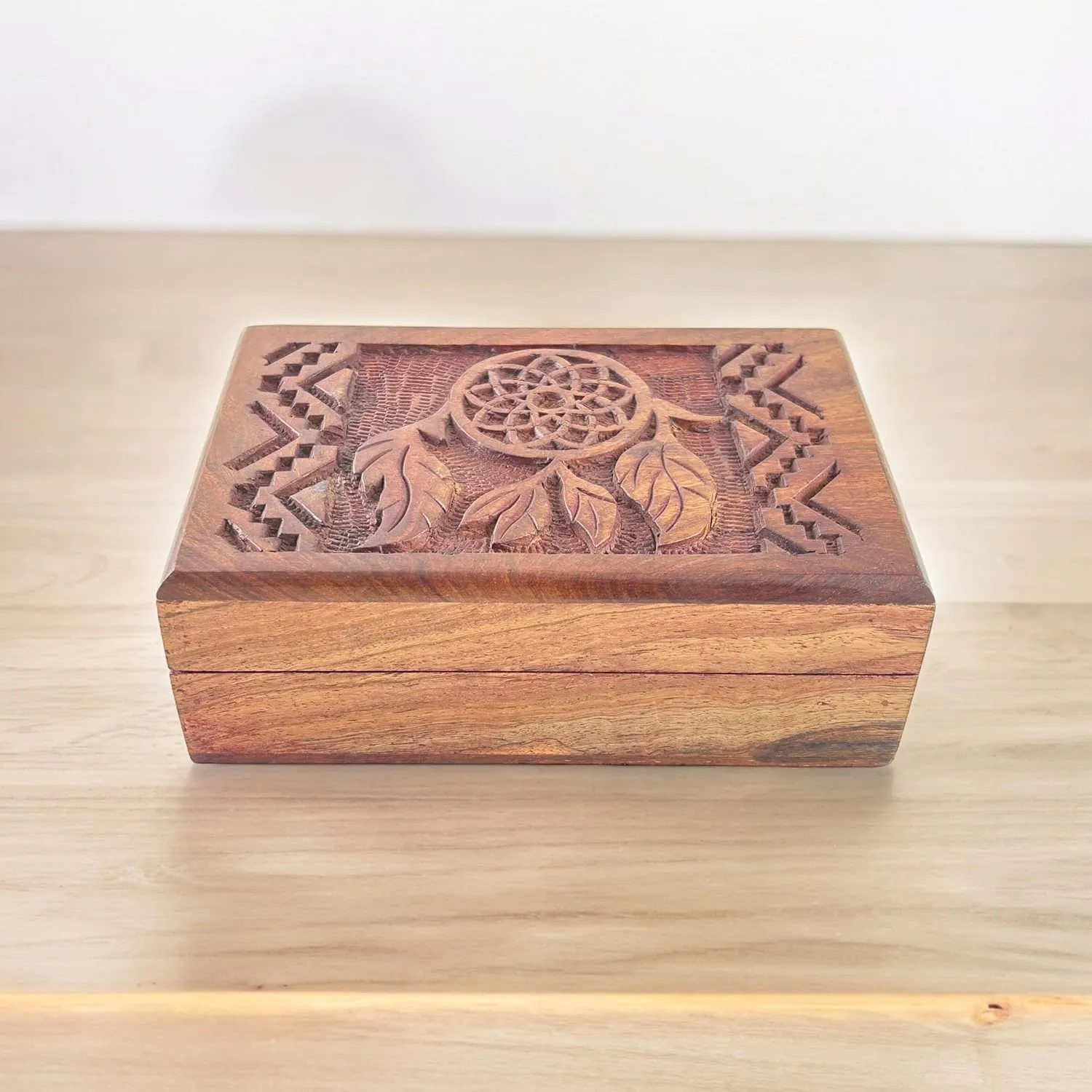 Design - Antique Look Trinket Storage Case for Ladies - Traditionally Handcrafted tune cart comprehensive Keepsake Organiser - Home Decor Brown Premium Wooden Mini Jewellery Box With Dreamcatcher 