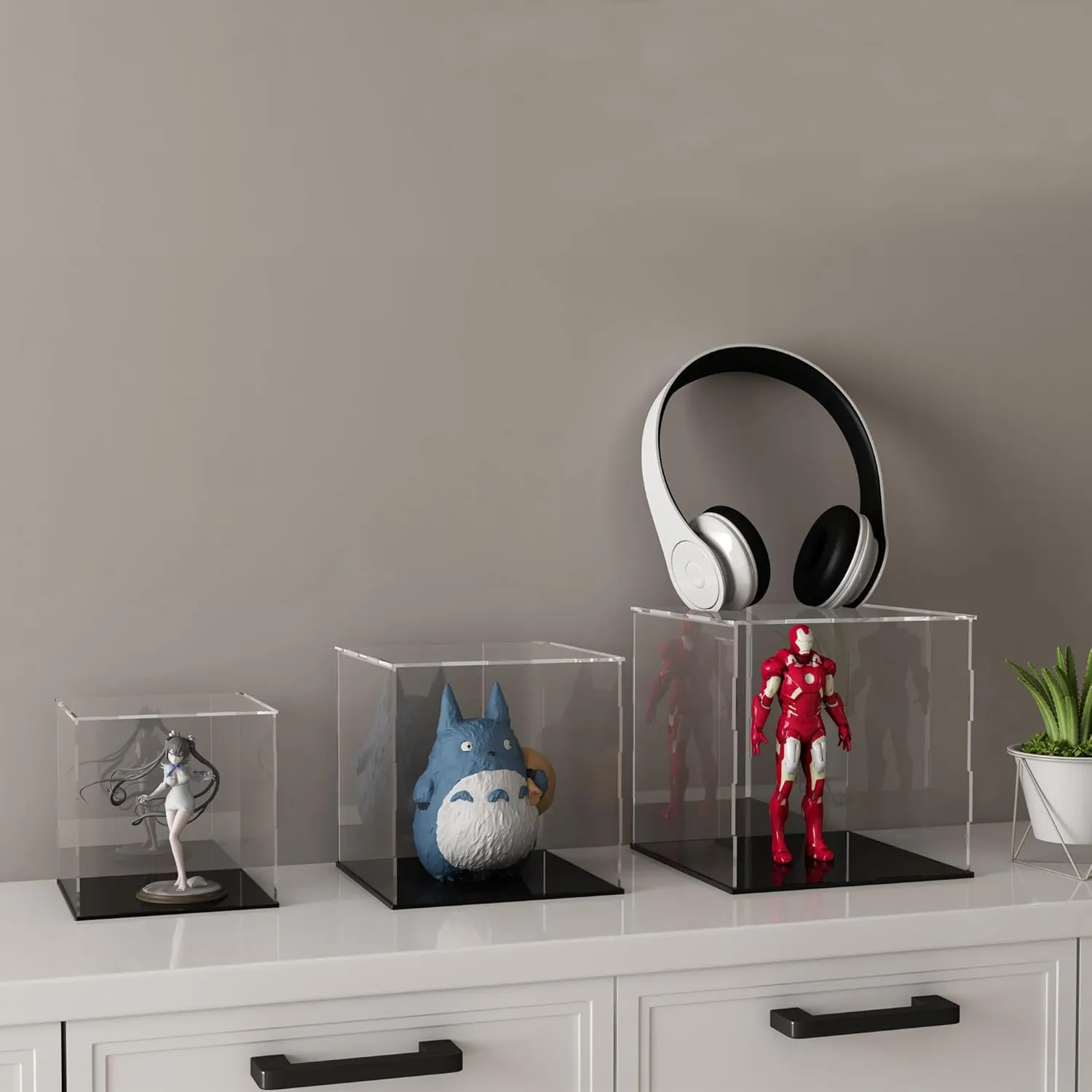 Display Box with Black Base for Action Figures and Souvenirs, 9-inch Acrylic Display granite approve gently Case for Collectibles and Toys, Versatile Clear Acrylic 