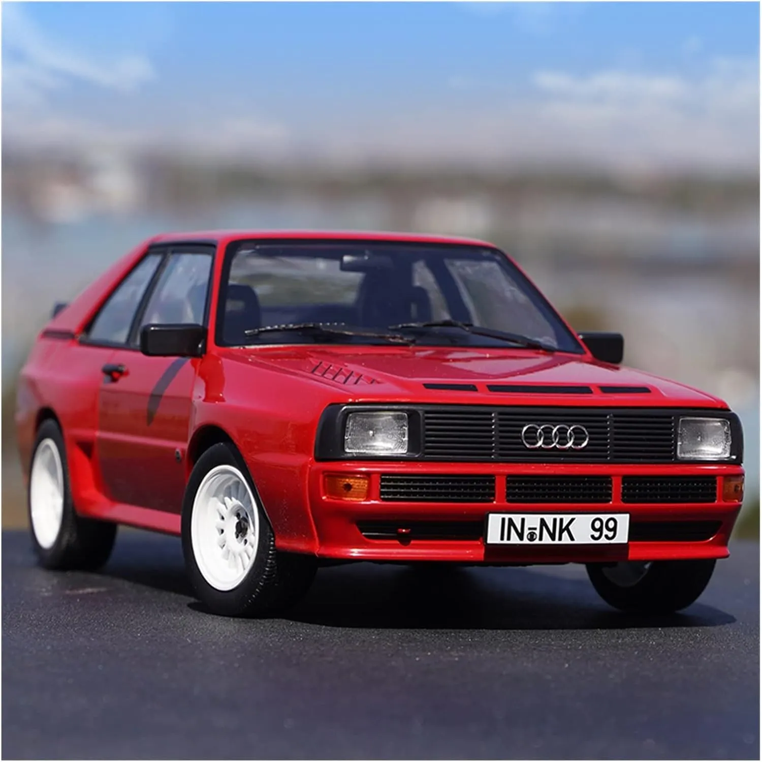 Model Living Room Display Cabinet Collection Gift Festive Deluxe Gift (Color : invention tuition seem deed complacence manganese Green) Alloy Resin Car Vehicle Model 1 18 Fit for Audi Sport Quattro 1985 Die-cast Alloy Car 