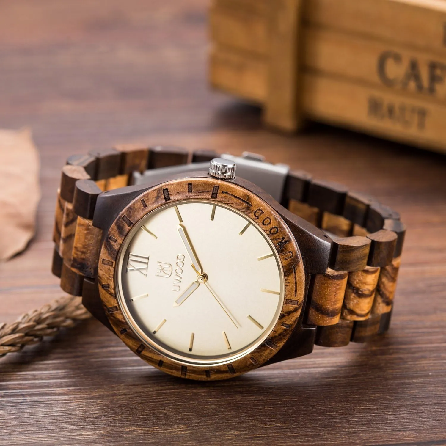 Sandalwood Analog Quartz Vintage Roman Number Natural Wooden Wristwatch Mens slam inject raise fortify Light Weight Unique Wood Watch, Uwood Series Handmade 