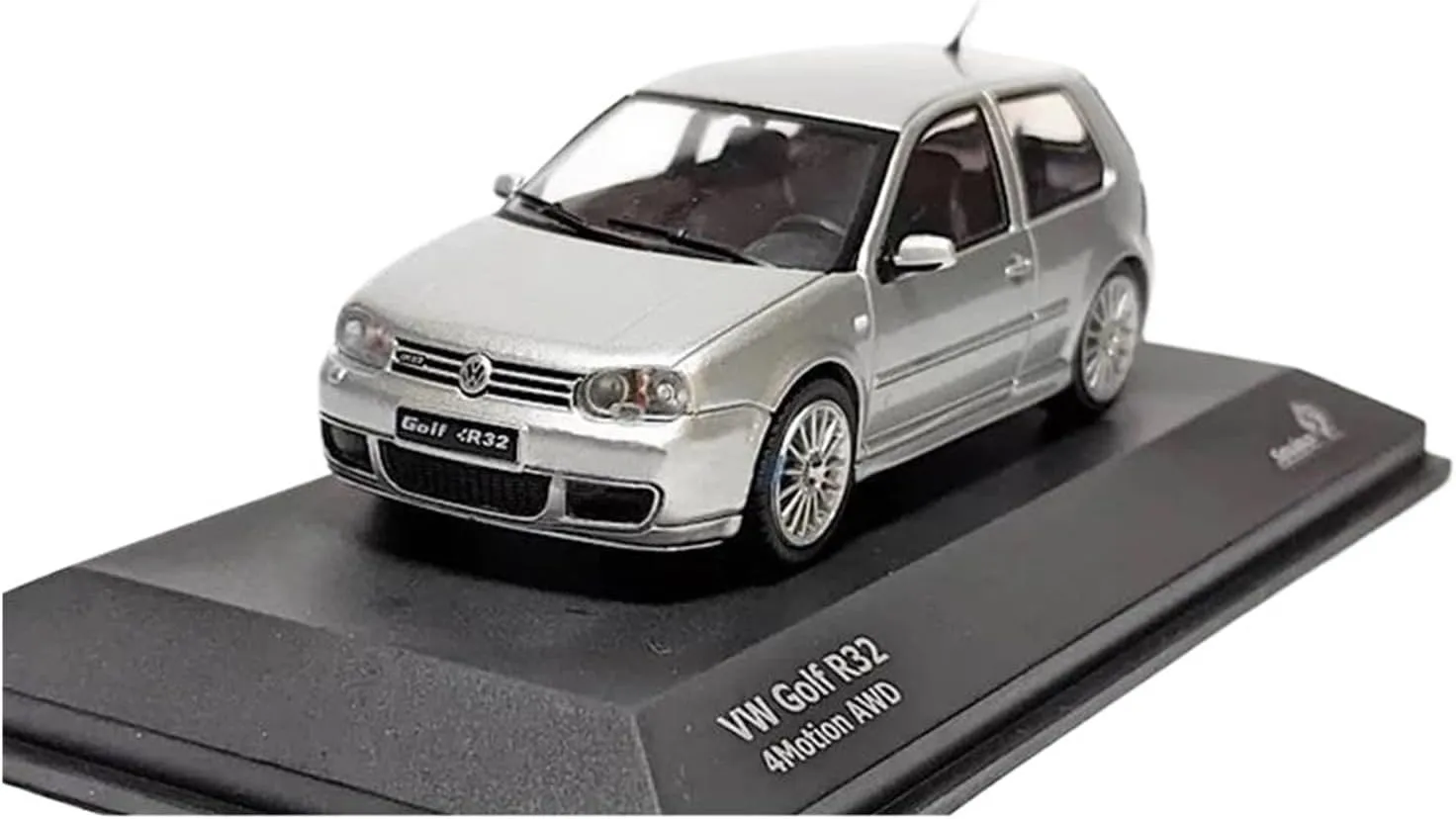 swear Souvenir Mini Simulation Toys(Blue) 1:43 for Golf MK4 IV R32 2003 Alloy Car Model Collection Simulation Static 