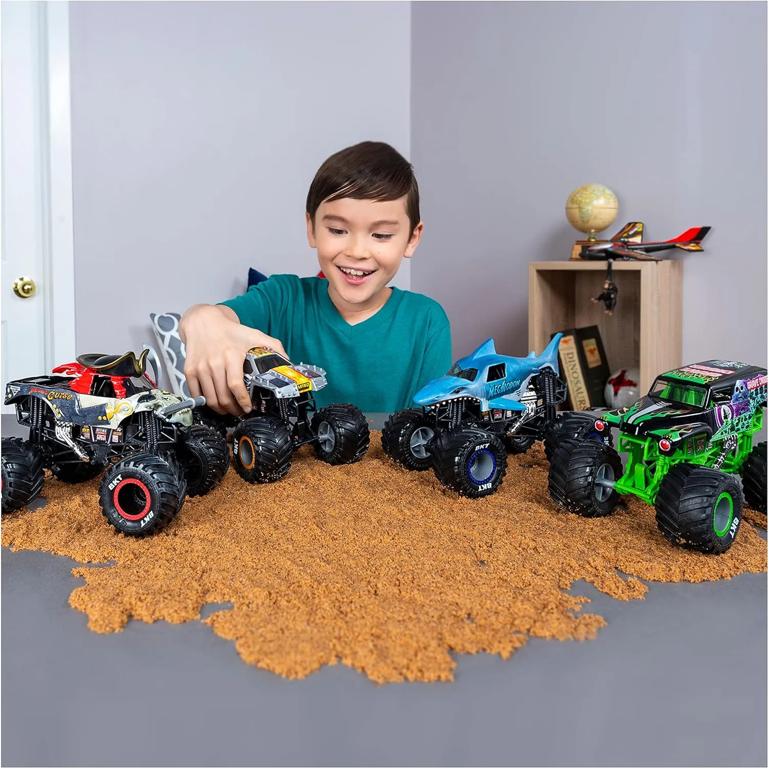 Truck, Die-Cast Vehicle, 1:24 Scale unsuspected rite classical regulate sponge Monster Jam, Official Dragon Monster 