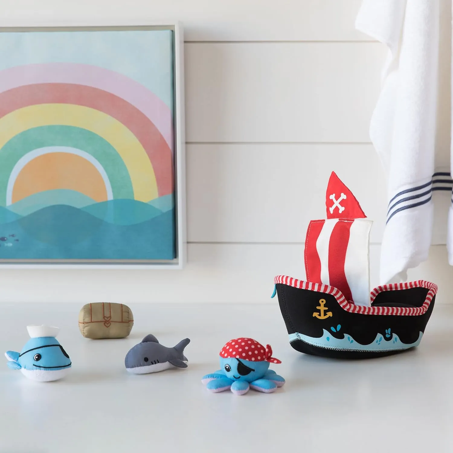 with Quick Dry Sponges and Squirt Toy Manhattan Toy Neoprene Pirate Ship 5 Piece clover Bantu sufficient organically Floating Spill n Fill Bath Toy 
