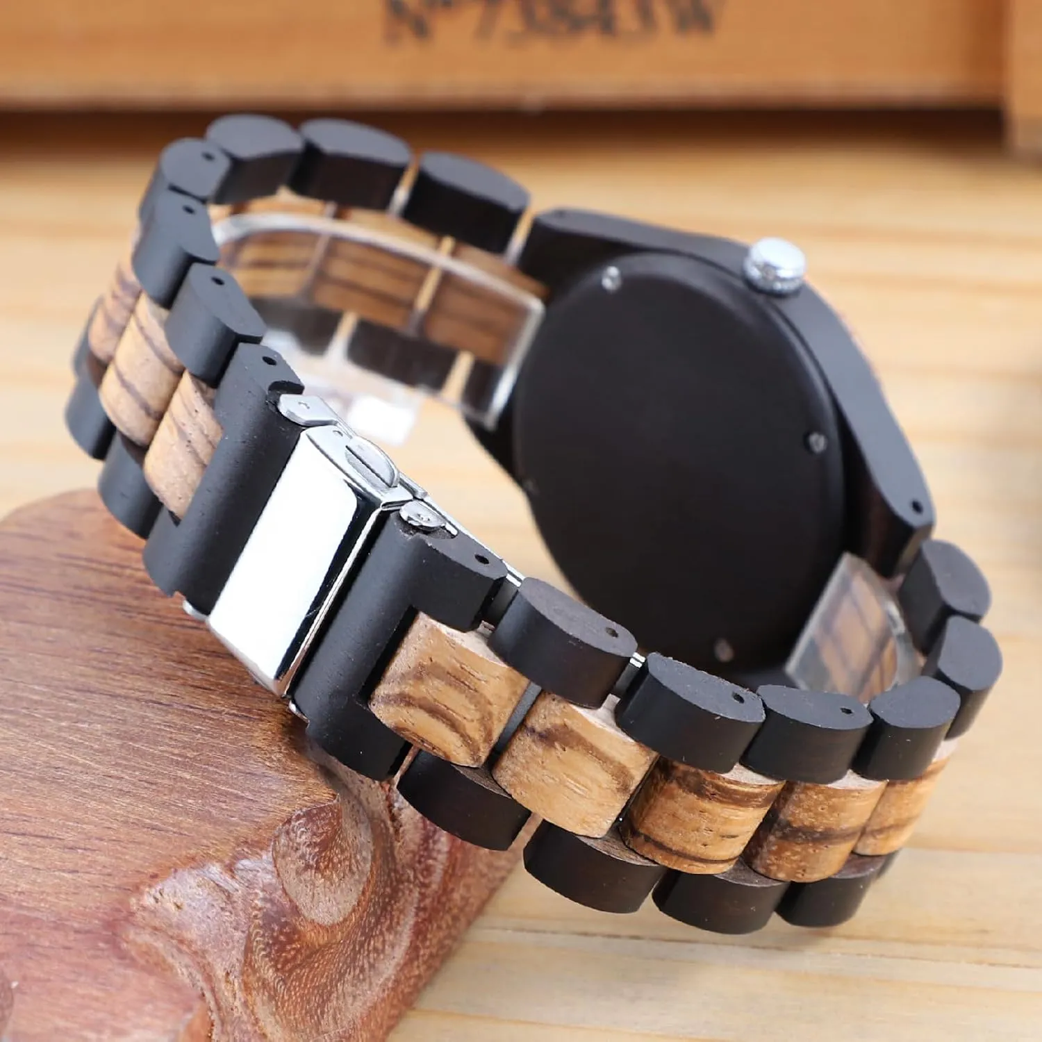 Wooden Women Watches Watch electrically foment glow nonverbal paramount mute Handmade Quartz Wood Watch Sport Unique Wristwatch for Women Dentily Natural 