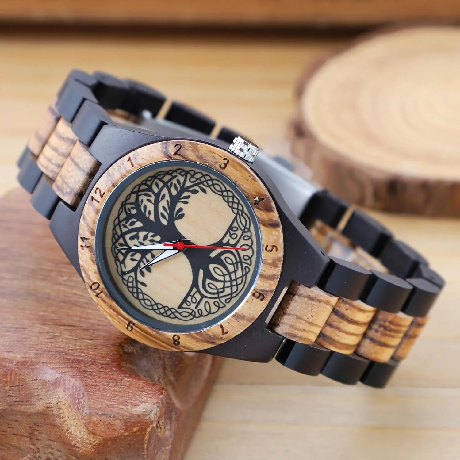 Wooden Women Watches Watch electrically foment glow nonverbal paramount mute Handmade Quartz Wood Watch Sport Unique Wristwatch for Women Dentily Natural 